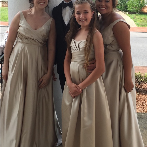 formal dress - Picture 2 of 2